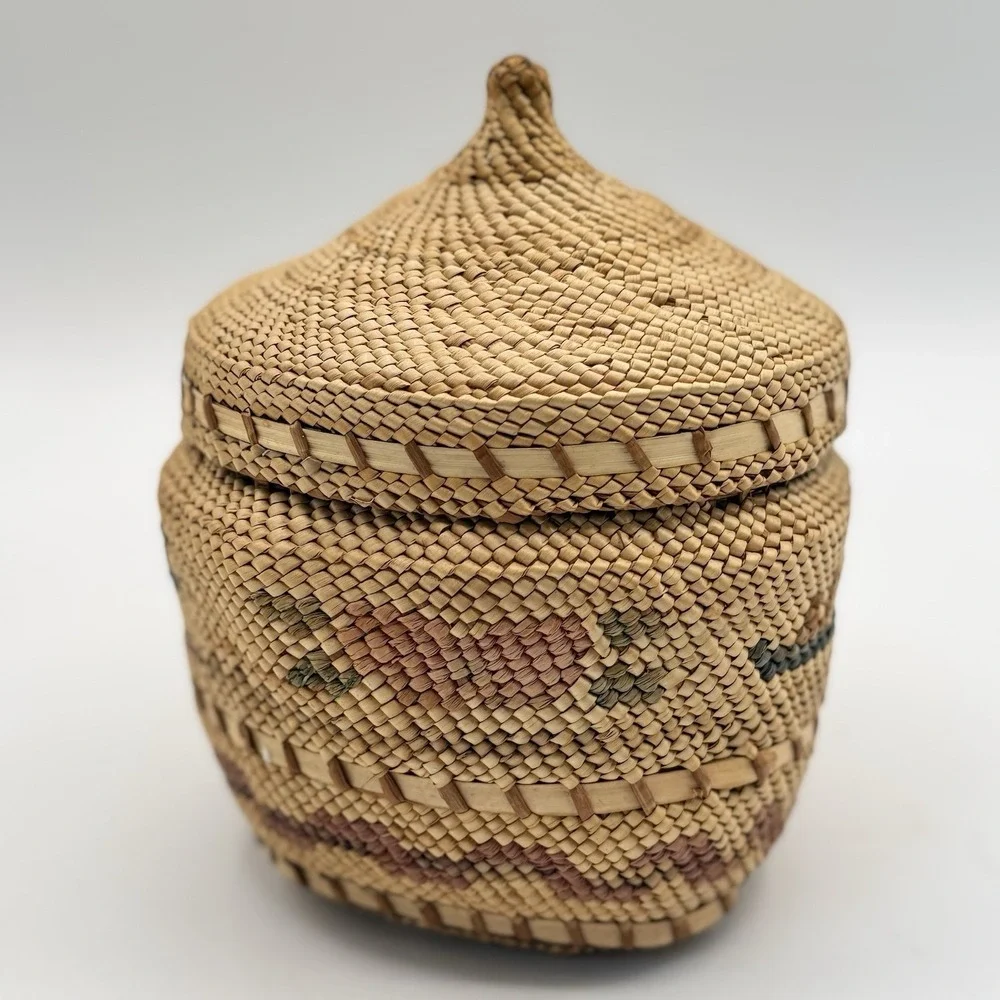 Vtg Nootka/ Makah Domed Lidded Native American Basket Northwest Coast 6.5